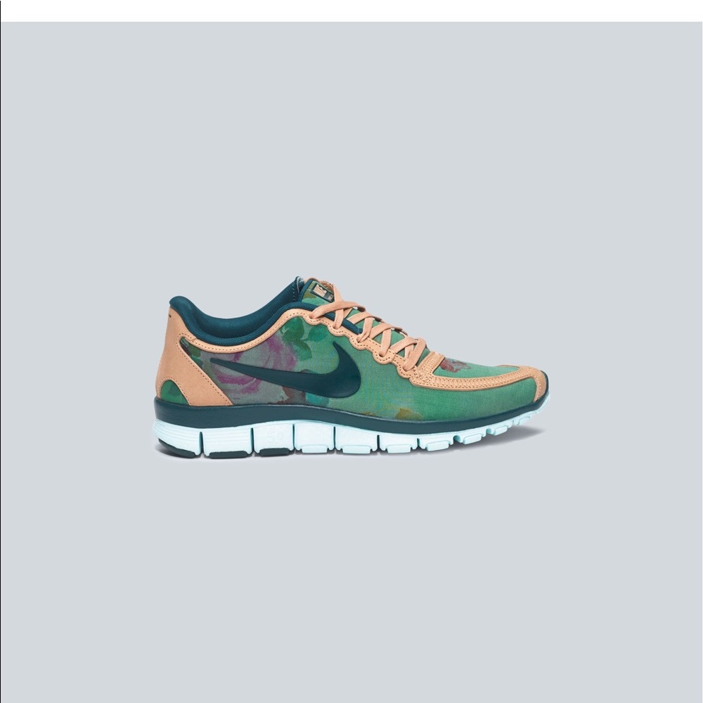 Nike free run 5.0 artizia special edition